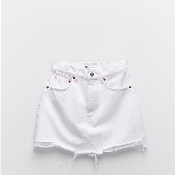 Zara mini skirt - Picture 2 of 9